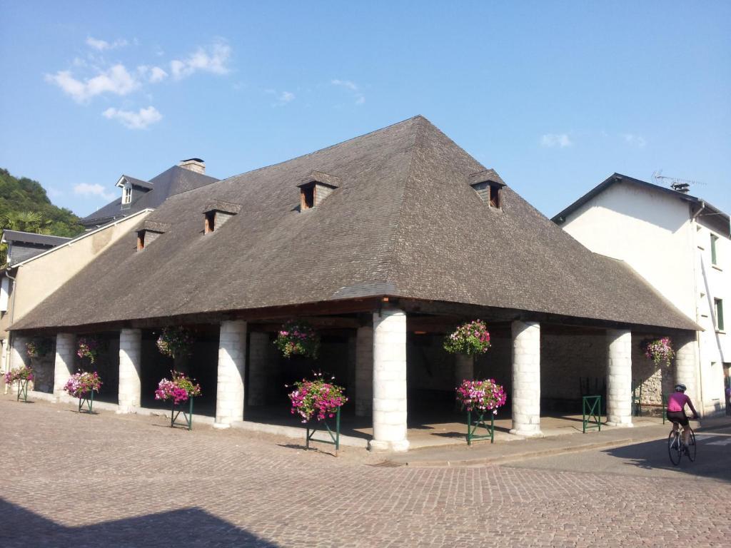 Auberge La Bergerie Sainte Marie de Campan Bagian luar foto