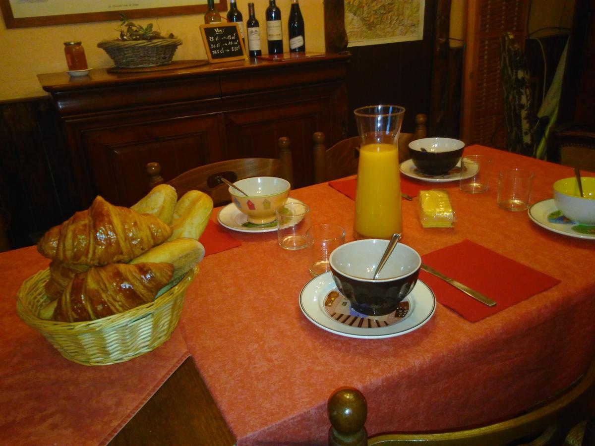 Auberge La Bergerie Sainte Marie de Campan Bagian luar foto